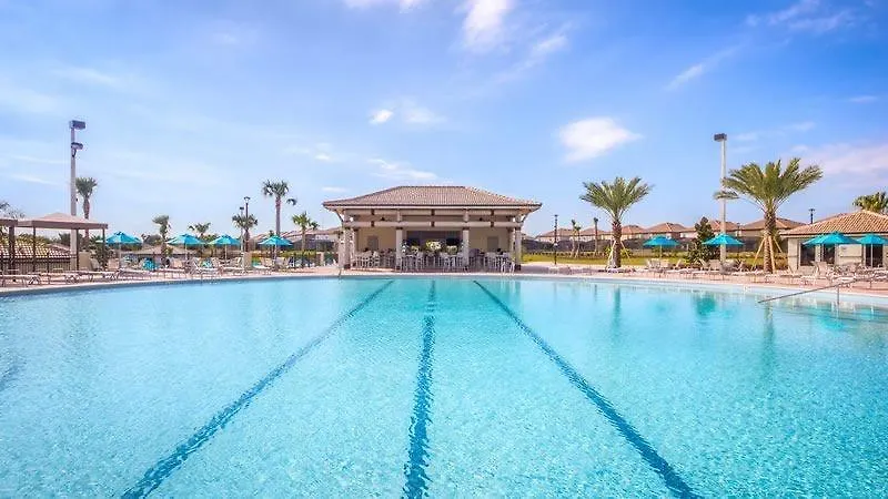 Modern 5 Bedroom Townhome In Champions Gate Resort Davenport Holiday home